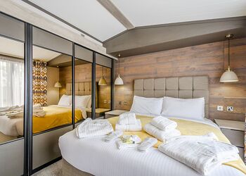 Windermere Lodge - Green Meadows Country Park, Blackford