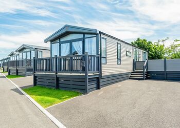 Windermere Lodge (Pet Friendly) - Green Meadows Country Park, Blackford