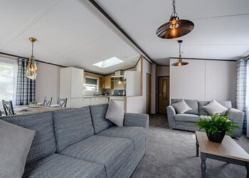 Ullswater Lodge (Pet Friendly) - Green Meadows Country Park, Blackford