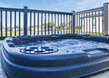 Carlisle Lodge (Pet Friendly) - Green Meadows Country Park, Blackford