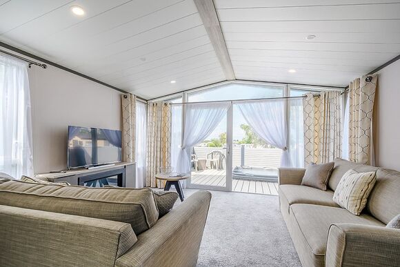 Windermere Lodge - Green Meadows Country Park, Blackford