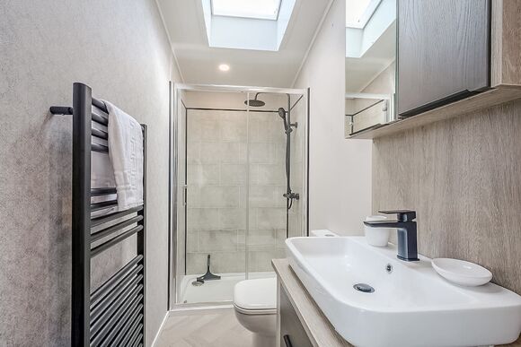 Windermere Lodge (Pet Friendly) - Green Meadows Country Park, Blackford