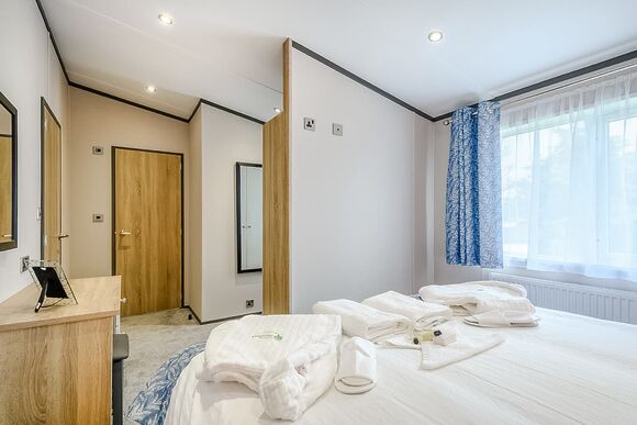 Ullswater Executive Lodge (Pet Friendly) - Green Meadows Country Park, Blackford