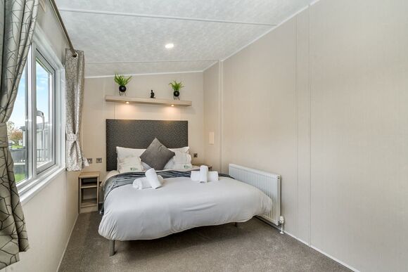 Buttermere Lodge - Green Meadows Country Park, Blackford