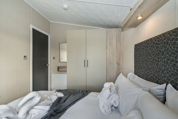 Coniston Lodge - Green Meadows Country Park, Blackford