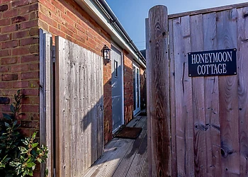 Honeymoon cottage 