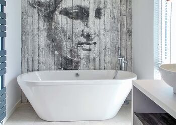 Luxury 1 bed Hot Tub Lodge (Pet) - Drimsynie Holiday Village, Lochgoilhead, on the Drimsynie Estate, Argyll