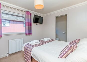 Lapwing Premier Spa Lodge