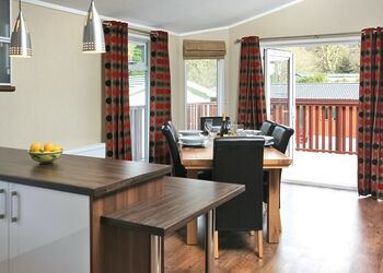 Typical Albatross 3 Spa Lodge