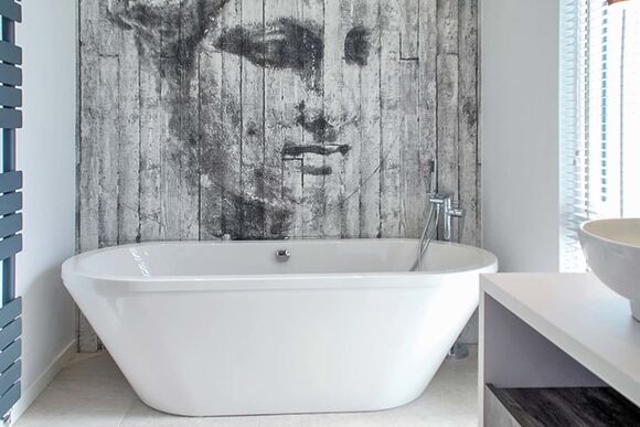 Luxury 1 bed Hot Tub Lodge (Pet) - Drimsynie Holiday Village, Lochgoilhead, on the Drimsynie Estate, Argyll