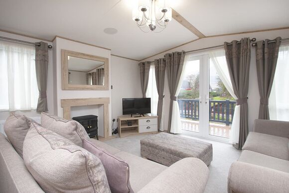 Platinum Caravan 3 (Pet) - Drimsynie Holiday Village, Lochgoilhead, on the Drimsynie Estate, Argyll