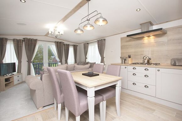 Platinum Caravan 3 (Pet) - Drimsynie Holiday Village, Lochgoilhead, on the Drimsynie Estate, Argyll
