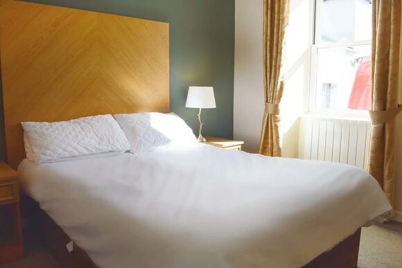 Drimsynie Apartment Hot Tub (Pet) - Drimsynie Holiday Village, Lochgoilhead, on the Drimsynie Estate, Argyll