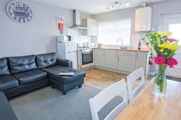 Comfort Chalet 5 Pet - Golden Sands Holiday Park Rhyl, Kinmel Bay, Rhyl