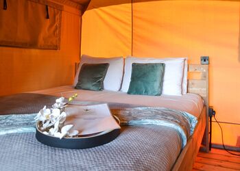Willow Hideaway Hut - Goosedale Lodges, Nottingham