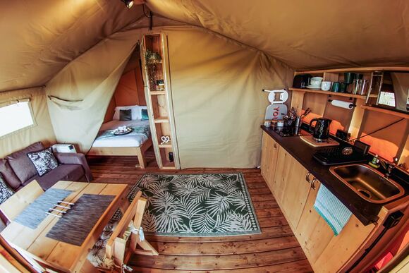 Willow Hideaway Hut - Goosedale Lodges, Nottingham