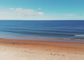 Golden Sands Holiday Park, Cresswell beach