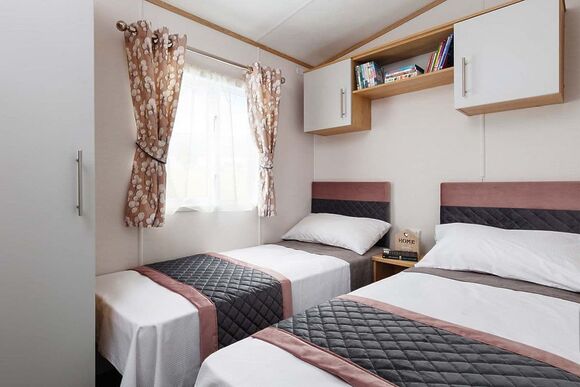 Carnaby Silverdale - Golden Sands Holiday Park, Cresswell beach