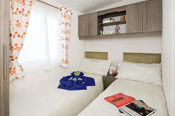 Leven - Grannie&rsquo;s Heilan&rsquo; Hame, Embo, Sutherland