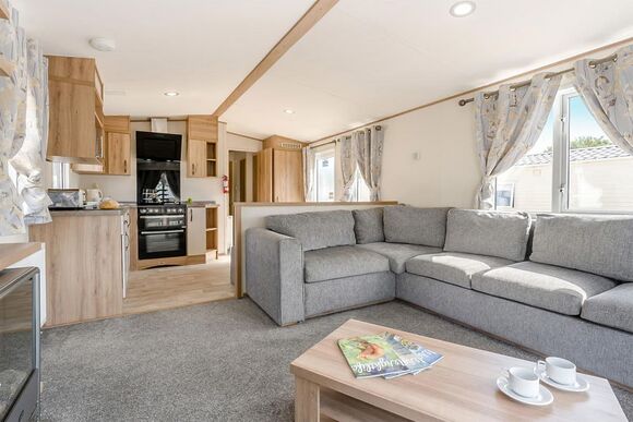 Gold Caravan with parking & decking, Gold Caravan with parking & decking P - Grannies Heilan Hame, Embo, Sutherland