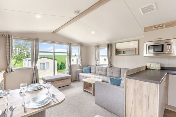 Silver 3 Bedroom Caravan, Sleeps 8 - Grannies Heilan Hame, Embo, Sutherland