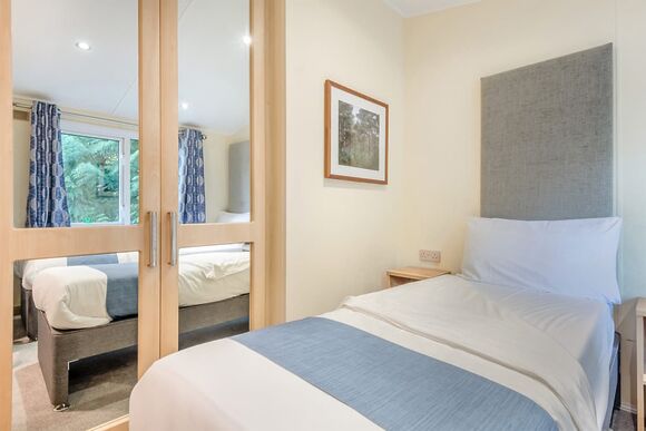 Superior Lodge with parking, ensuite & decking - Grannies Heilan Hame, Embo, Sutherland