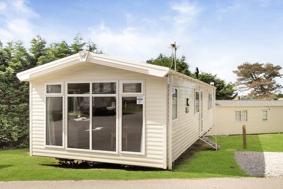 Silver Premium Caravan. Parking P - Grannies Heilan Hame, Embo, Sutherland