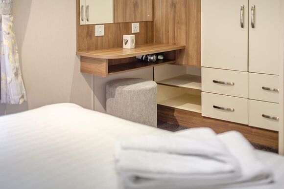 Silver Premium Caravan. Parking P - Grannies Heilan Hame, Embo, Sutherland