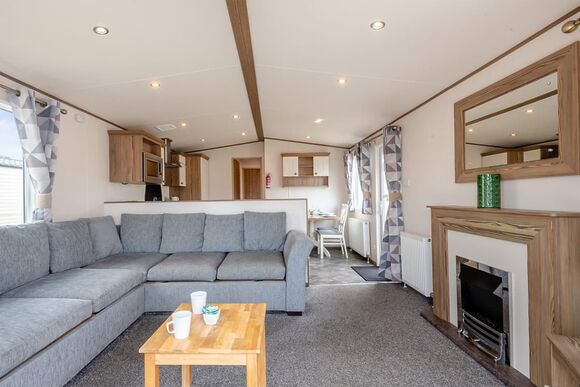 Gold Caravan with parking, ensuite & decking, Gold Caravan with parking, ensuite & decking P, Gold Caravan with parking, ensuite & decking - Grannies Heilan Hame, Embo, Sutherland