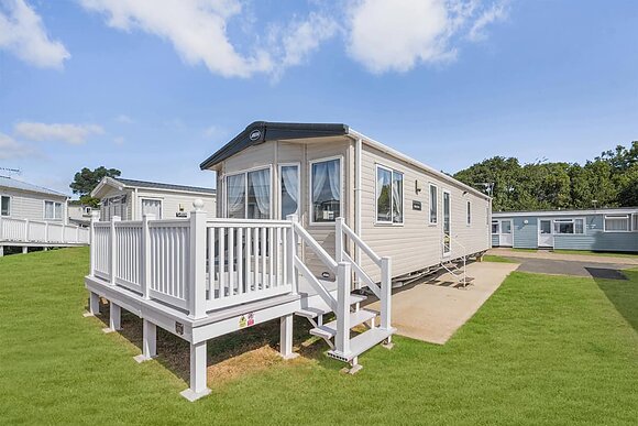 Gold 3 Caravan slps 8 ensuite, decking P - Grannies Heilan Hame, Embo, Sutherland