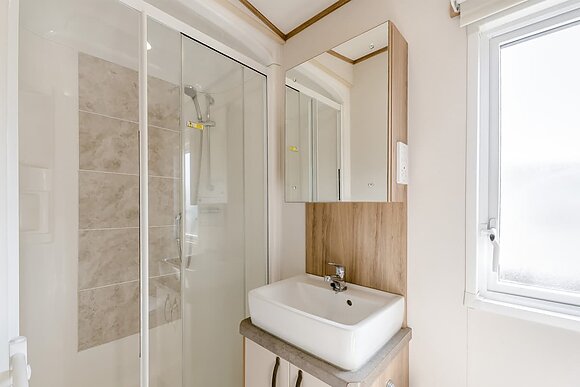 Gold 3 Caravan slps 8 ensuite, decking P - Grannies Heilan Hame, Embo, Sutherland