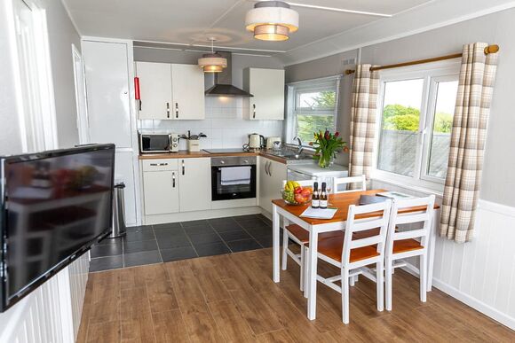Croyde Lodge - Grattons Cedar Lodges, Berrynarbor, Ilfracombe