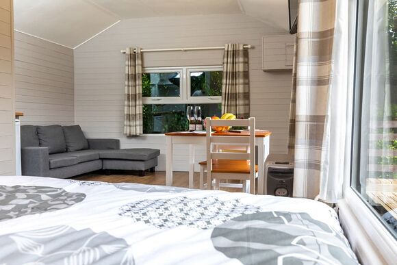 Appledore Lodge - Grattons Cedar Lodges, Berrynarbor, Ilfracombe