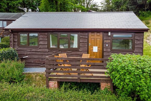 Putsborough Lodge - Grattons Cedar Lodges, Berrynarbor, Ilfracombe
