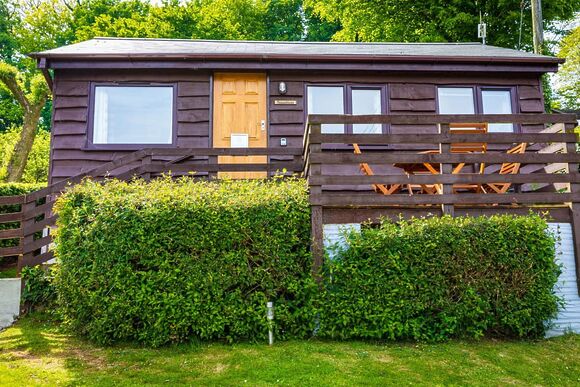 Saunton Lodge - Grattons Cedar Lodges, Berrynarbor, Ilfracombe