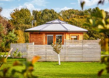 Starlight Wren - Green Meadows Park, Fitling, Nr Hornsea