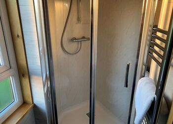 Starlight Wren (Pet) - Green Meadows Park, Fitling, Nr Hornsea