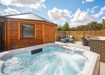 Herons Retreat - Green Meadows Park, Fitling, Nr Hornsea