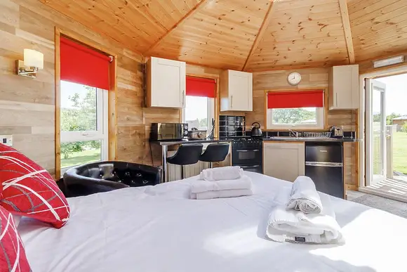 Octi-Lodge Mini - Green Meadows Park, Fitling, Nr Hornsea