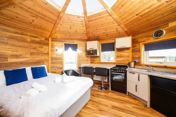 Starlight Wren (Pet) - Green Meadows Park, Fitling, Nr Hornsea