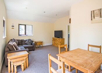 Typical Sycamore Lodge