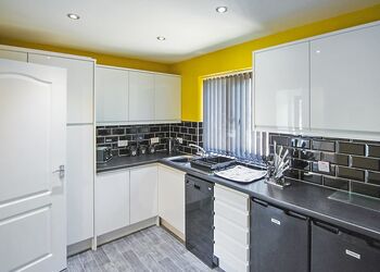 Typical Sycamore Lodge