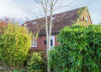 Ash Cottage - Great Hatfield Lodges, Aldbrough