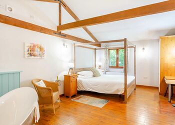 Hunters Lodge - Griffon Forest, Flaxton, York