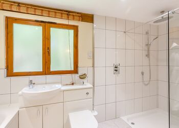 Gardeners Lodge - Griffon Forest, Flaxton, York