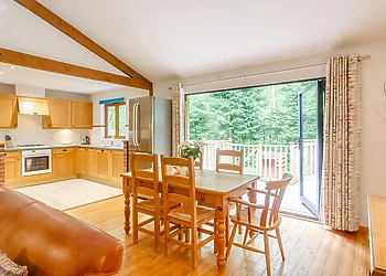 Gardeners Premier (Pet Friendly) 