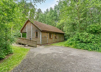 Poachers Premier (No Pets) 