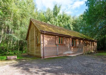 Family Premier - Griffon Forest, Flaxton, York