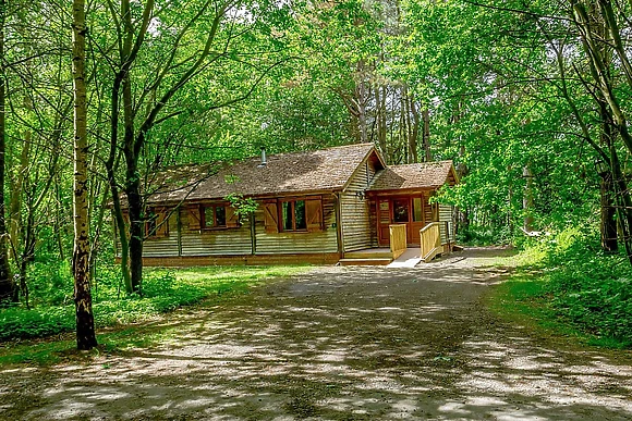 Gardeners Lodge (Pet Friendly) 