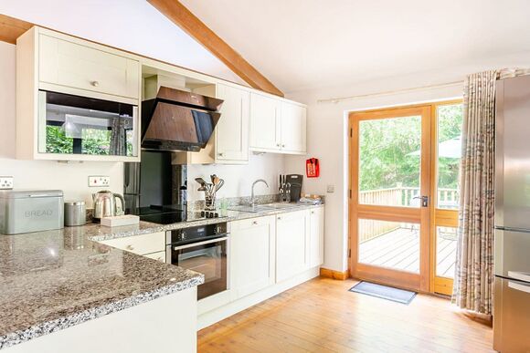 Hunters Lodge - Griffon Forest, Flaxton, York